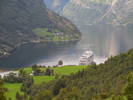 photo thumbnail #3